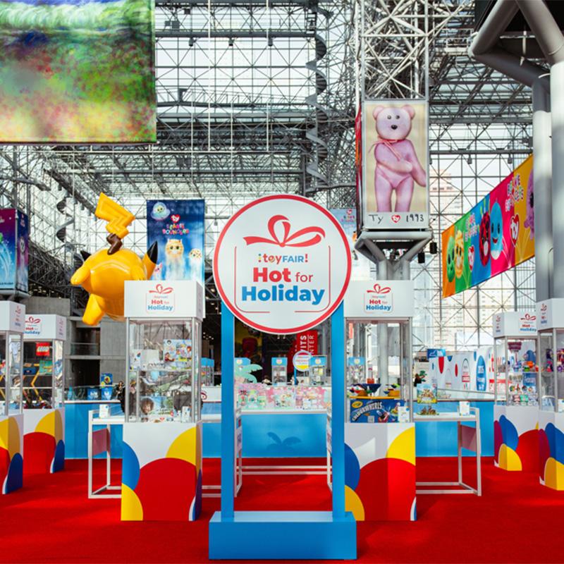 HOT FOR HOLIDAY SHOWCASE